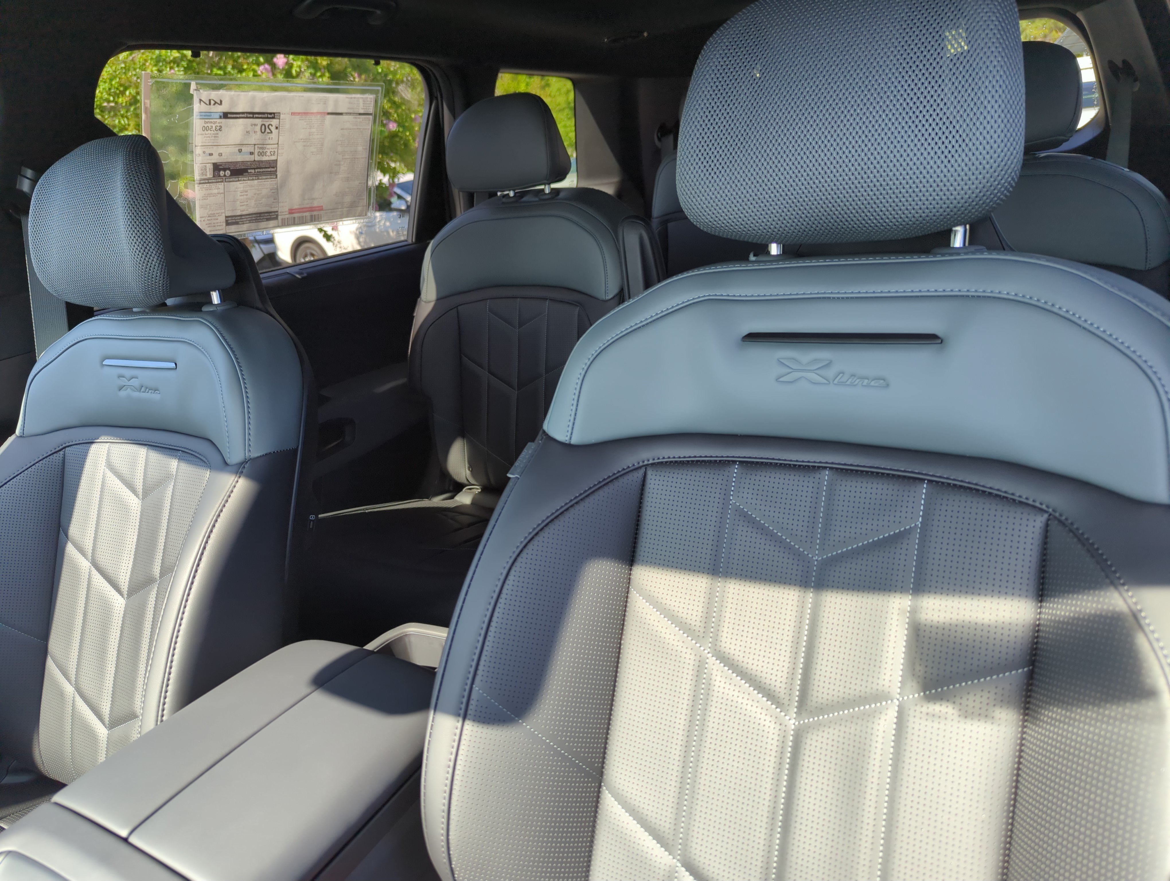 New 2027 Black Jade Green Kia X-Line SX image 22