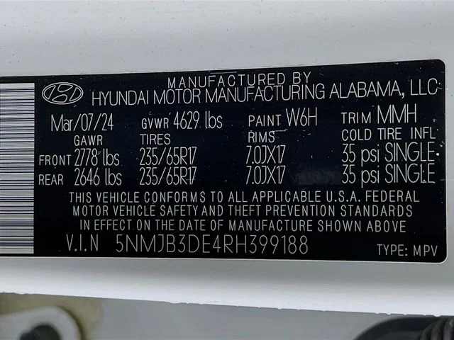 Used 2024 White Hyundai SEL image 29