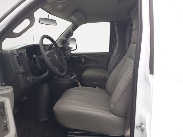 2025 Chevrolet Express Cargo Work Van - Photo 9