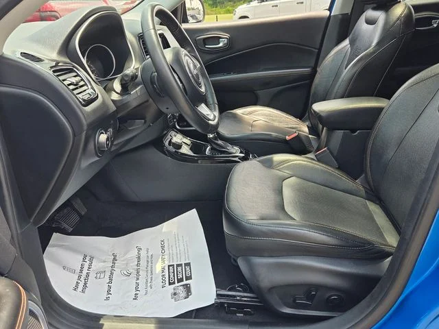 Used 2018 Blue Jeep Limited image 5