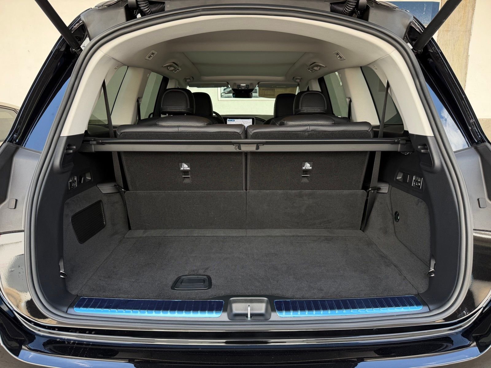 New 2026 Obsidian Black Metallic Mercedes-Benz GLS 450 image 22