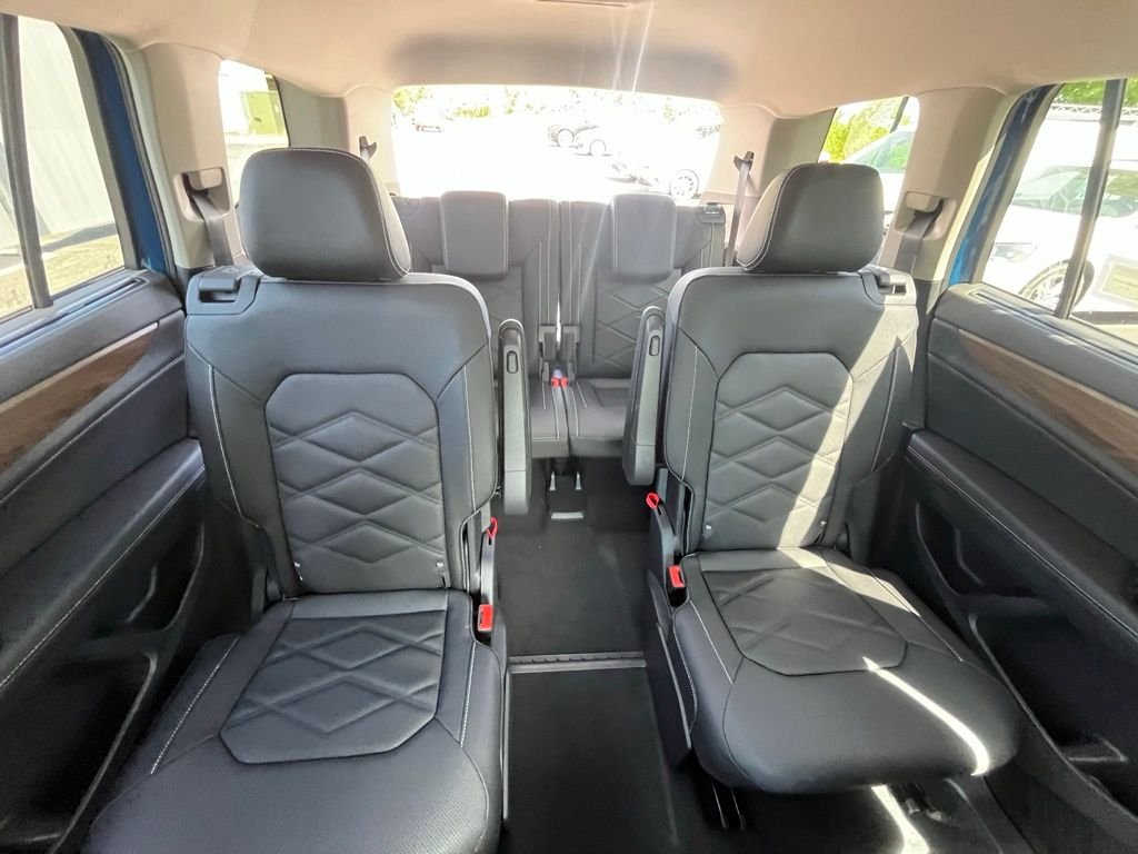 New 2026 Blue Volkswagen 2.0T SE w/Technology image 25