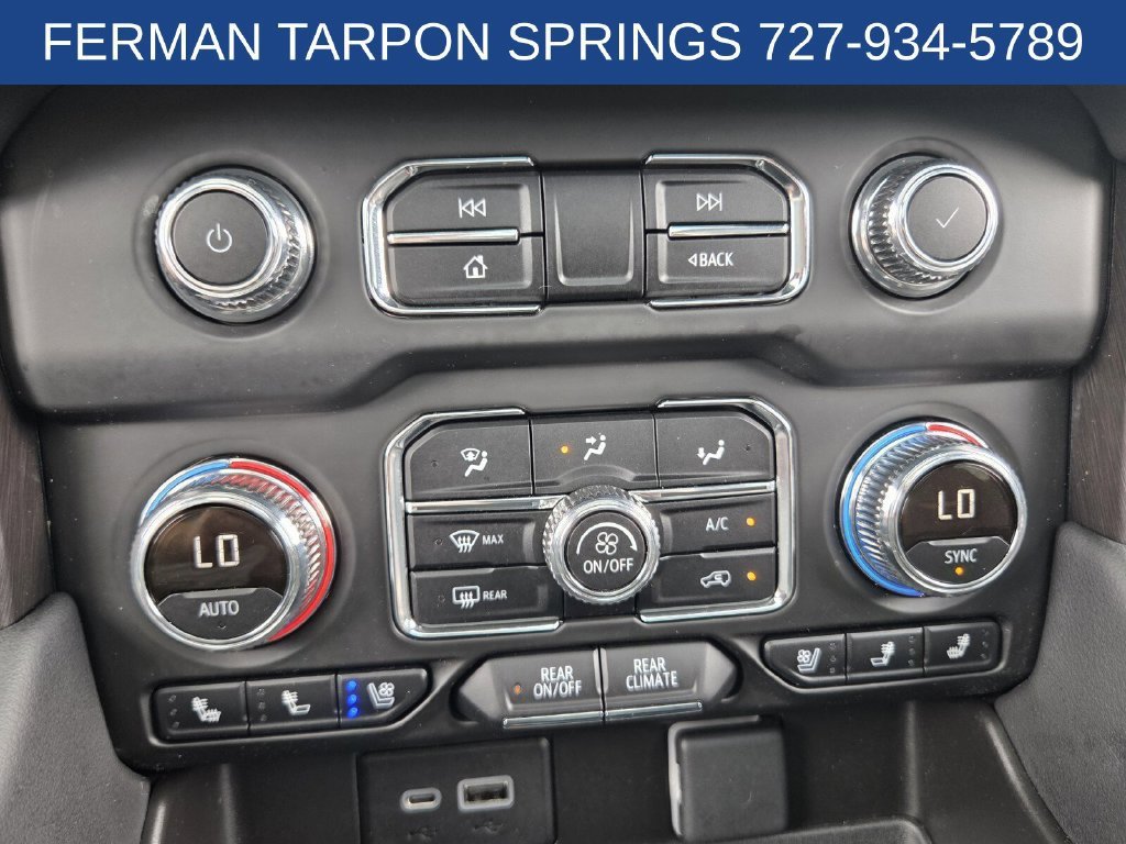 Used 2022 ONYX BLACK GMC AT4 image 28