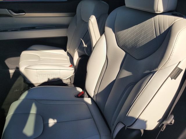 Used 2024 White Hyundai SEL image 15