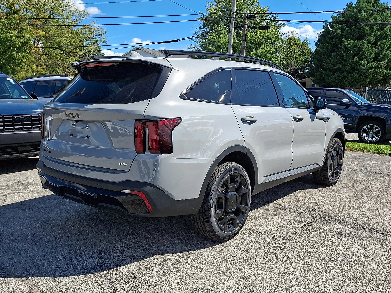 New 2026 Gray Kia X-Line EX image 7
