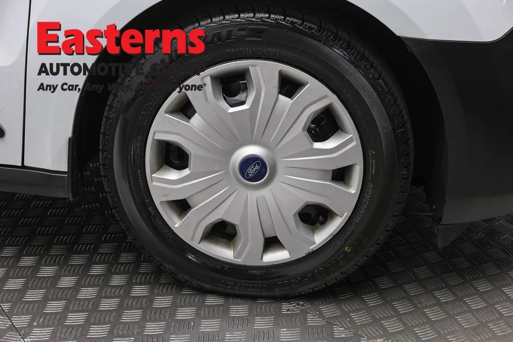 Used 2022 White Ford XL image 33