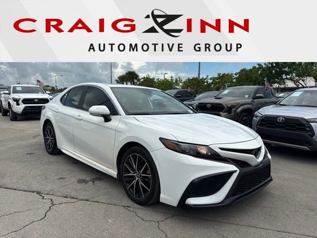 2024 Toyota Camry SE