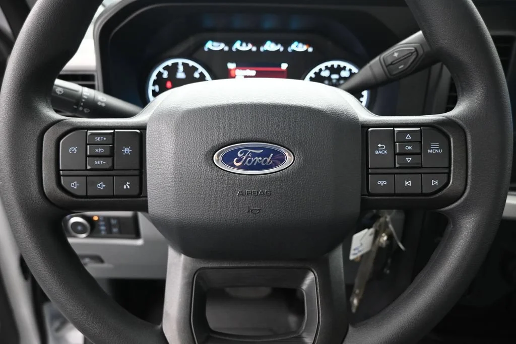 New 2026 Oxford White Ford XL image 20