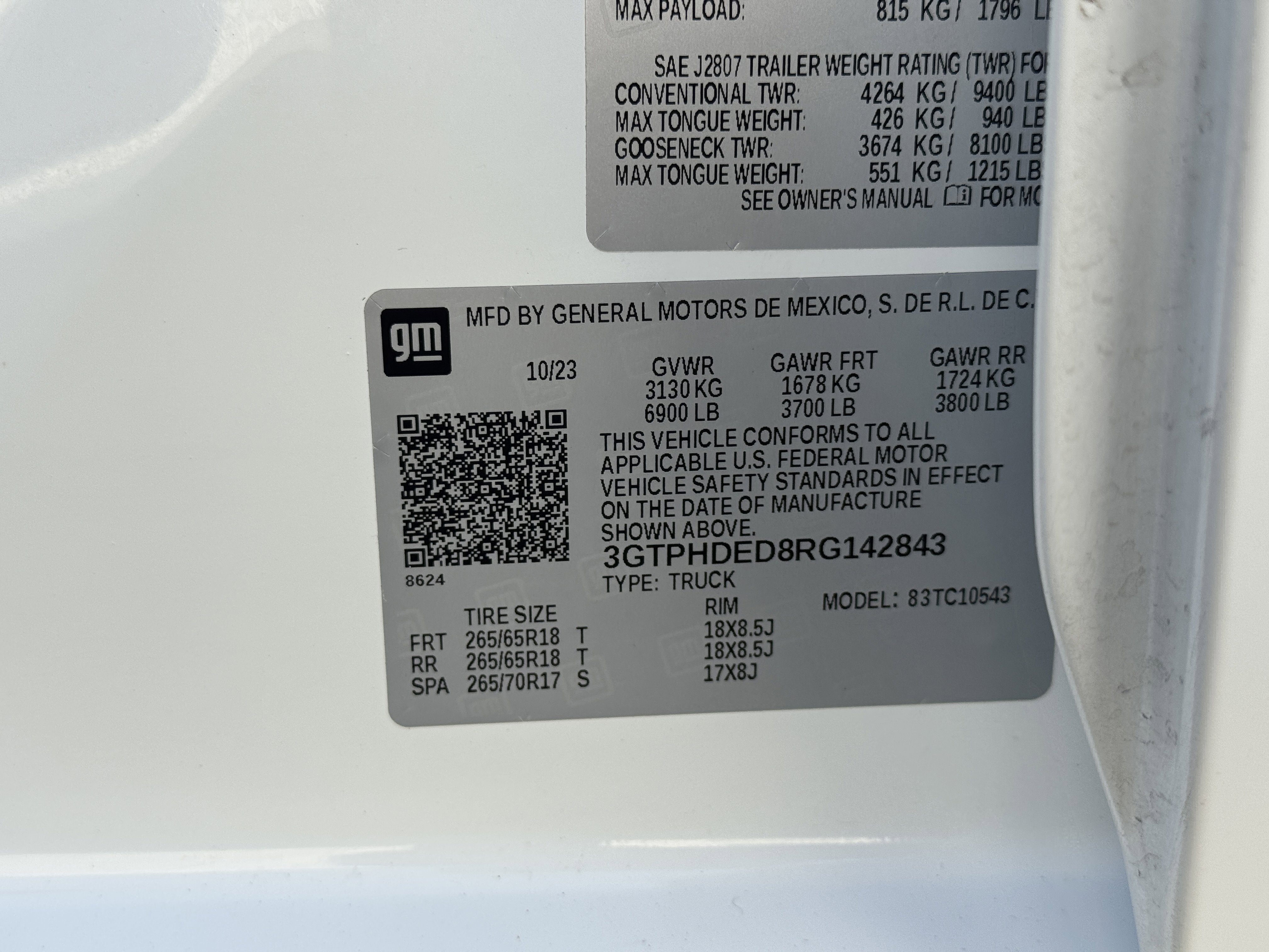 2024 GMC Sierra 1500 SLT - Photo 39