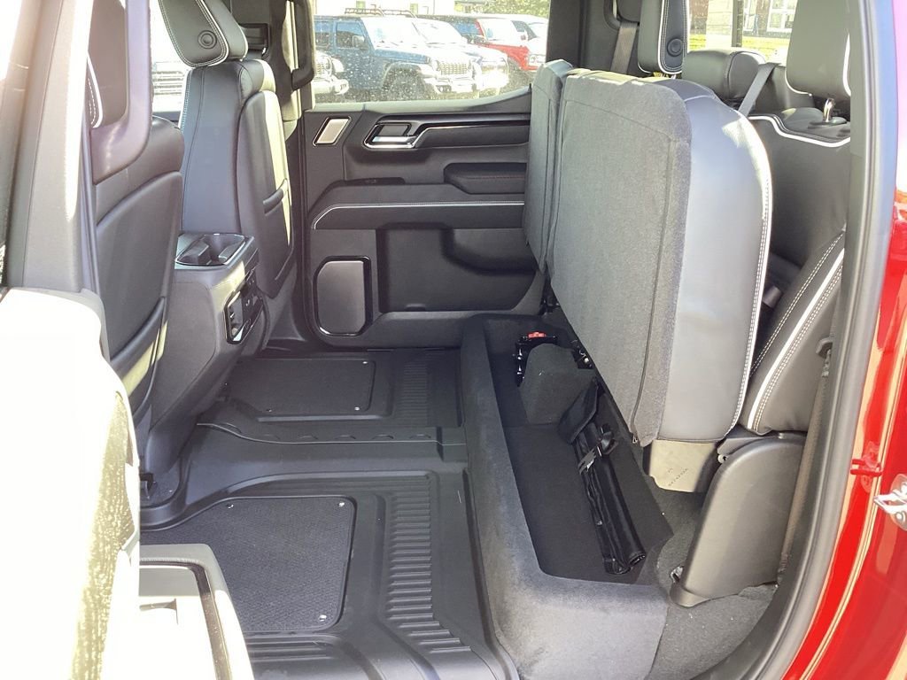 2026 GMC Sierra 1500 AT4X - Photo 7