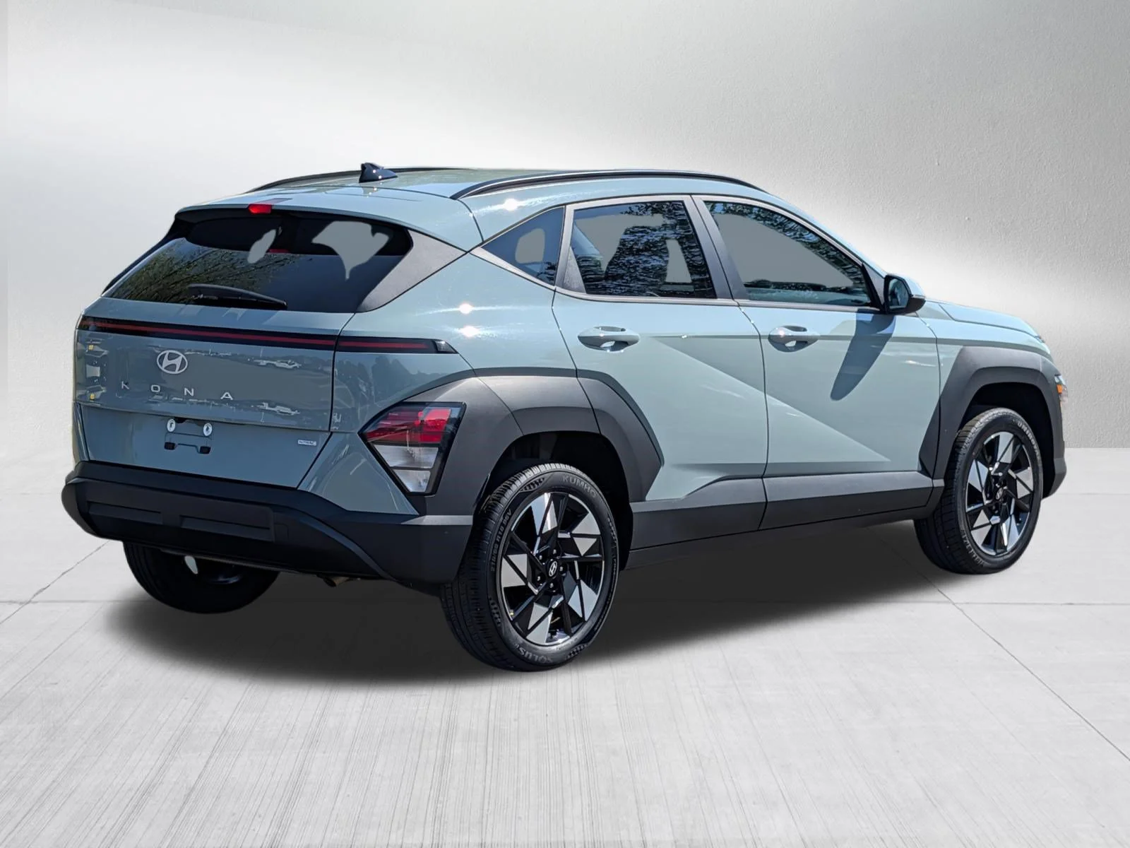 Used 2025 Mirage Green Hyundai SEL image 7