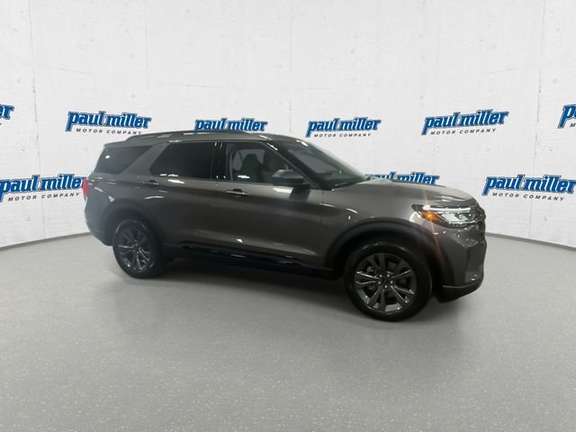 New 2026 Carbonized Gray Metallic Ford Active image 13