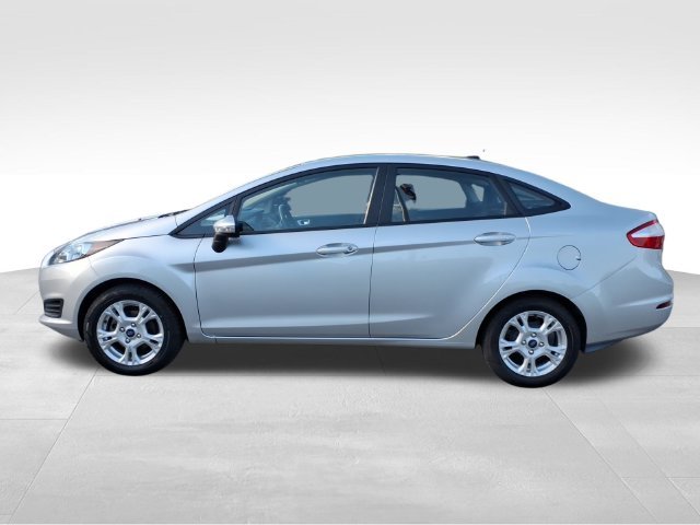 Used 2014 Silver Ford SE image 6