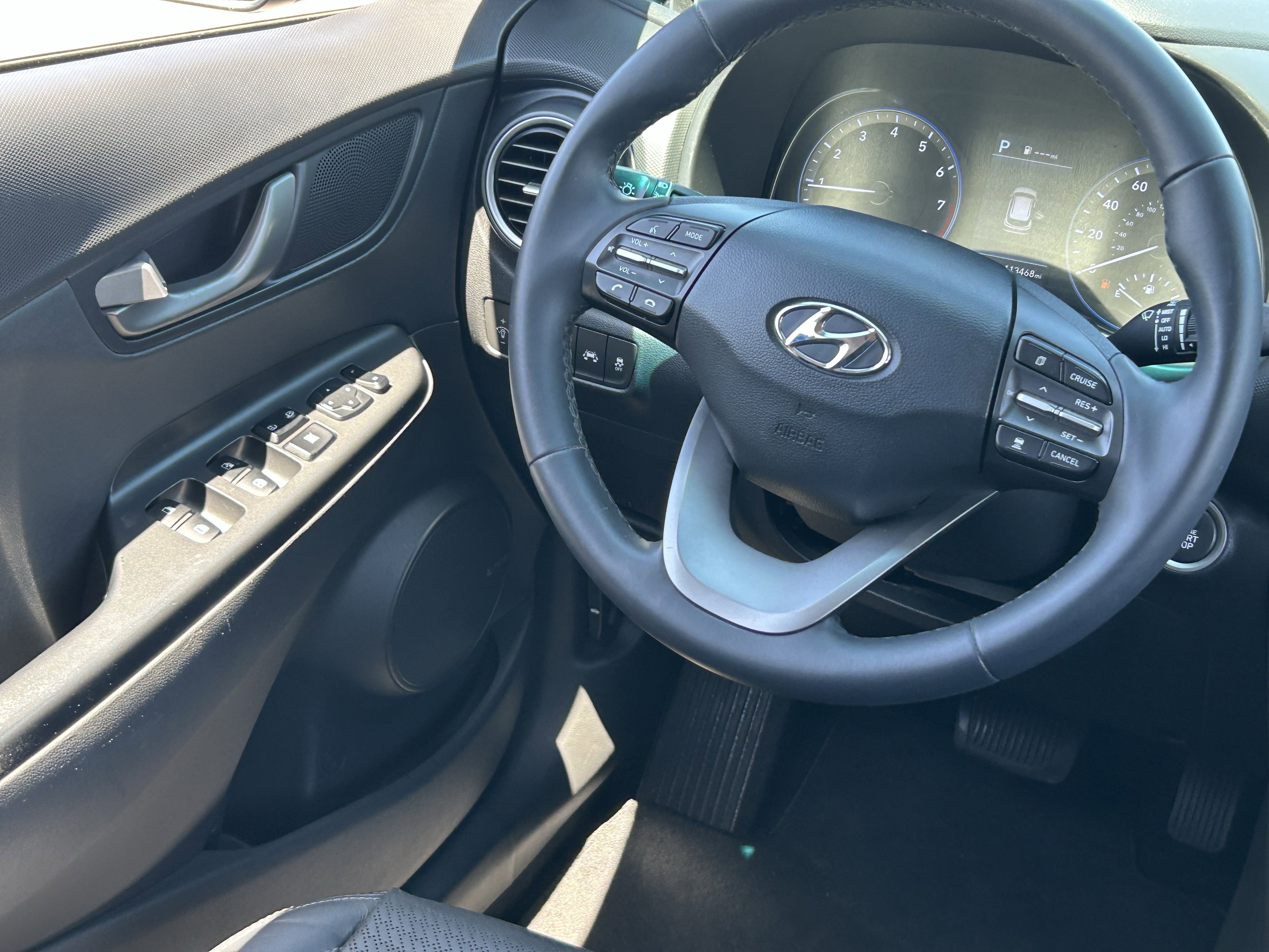Used 2021 Ultra Black Hyundai Ultimate image 16