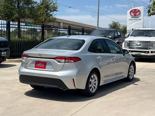 Certified Used 2025 CLASSIC SILVER METALLIC Toyota LE image 6