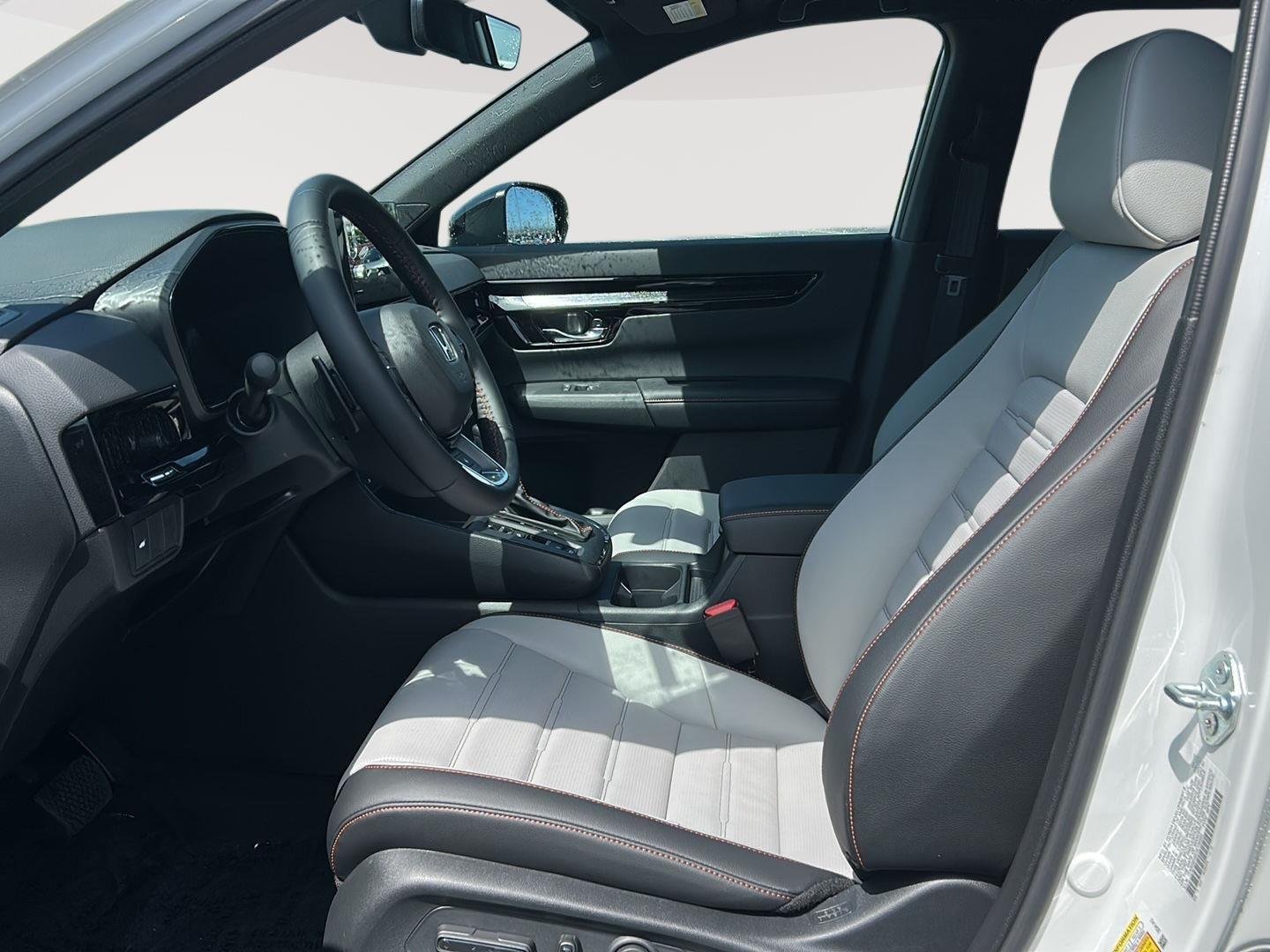 New 2026 Platinum White Pearl Honda Sport Touring image 13