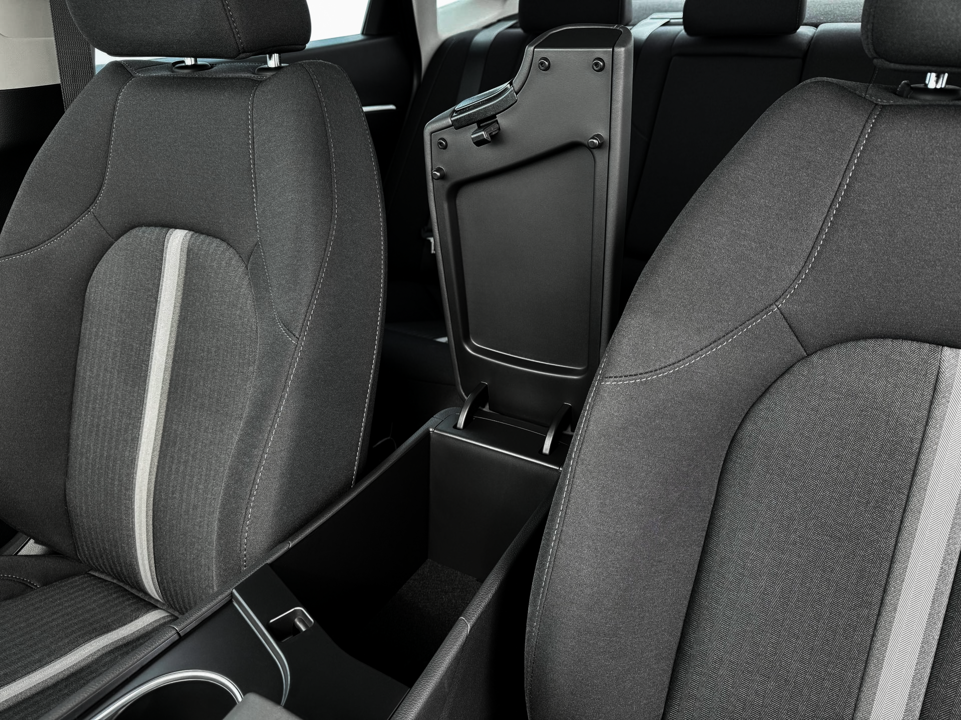 2025 Hyundai Sonata Hybrid SEL - Photo 18