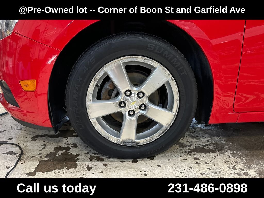 Used 2014 Red Chevrolet 1LT image 11