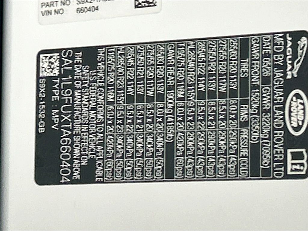 New 2026 Fuji White Land Rover Dynamic SE image 34