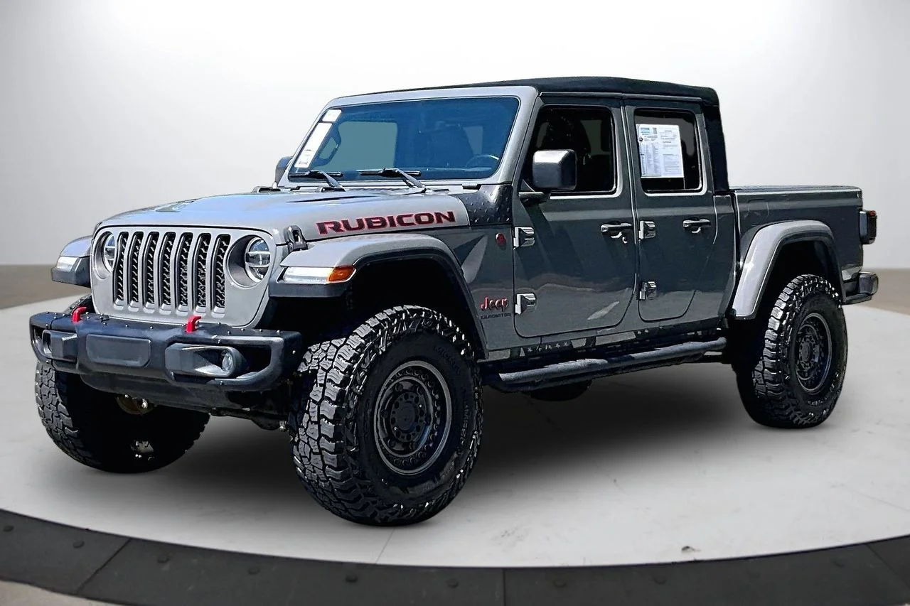 Certified Used 2021 Gray Jeep Rubicon image 4