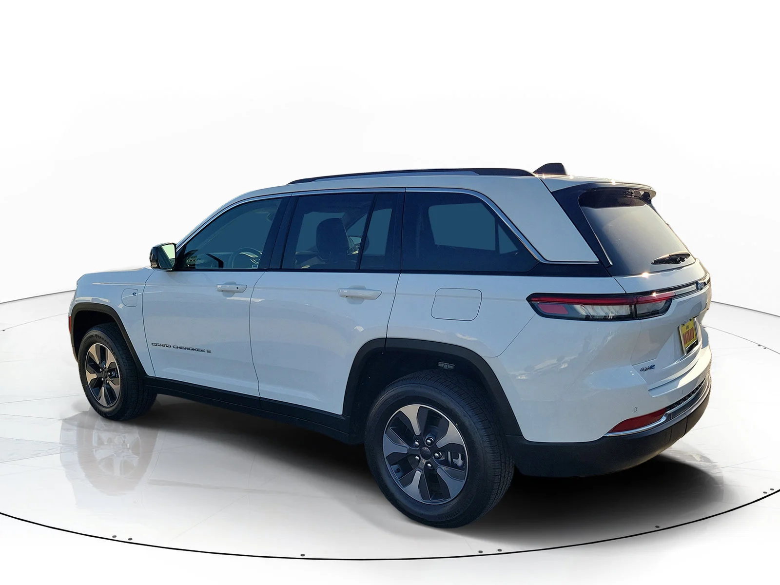 Certified Used 2022 White Jeep 4xe image 6