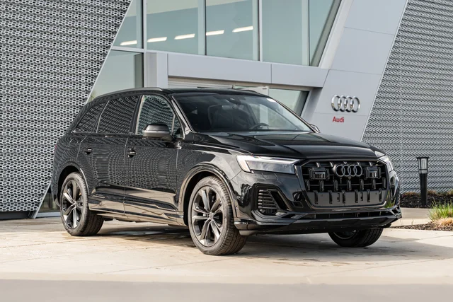 2026 Audi Q7 55 Premium Plus quattro Tiptronic's photo