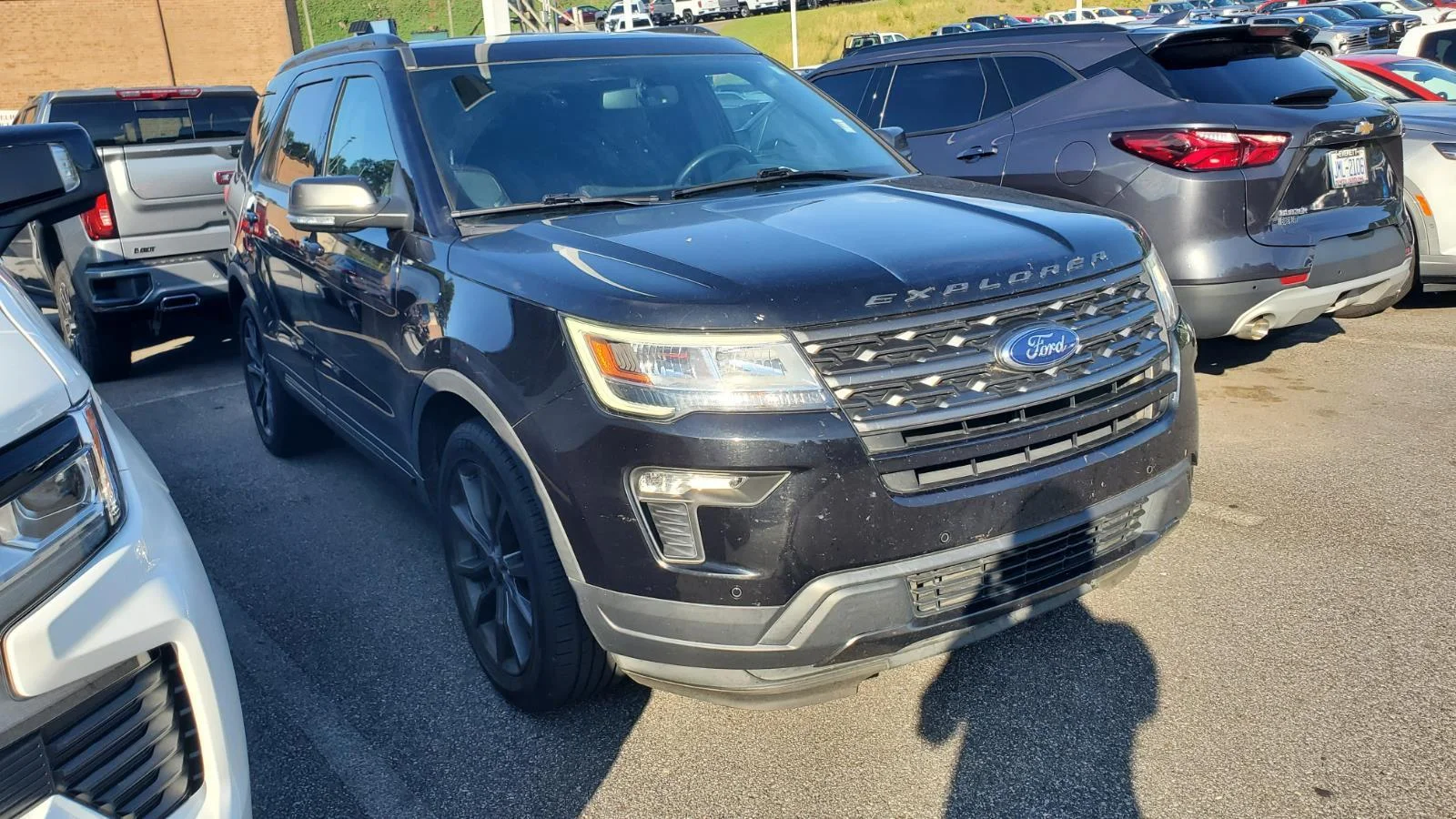 Used 2019 Agate Black Metallic Ford XLT image 2