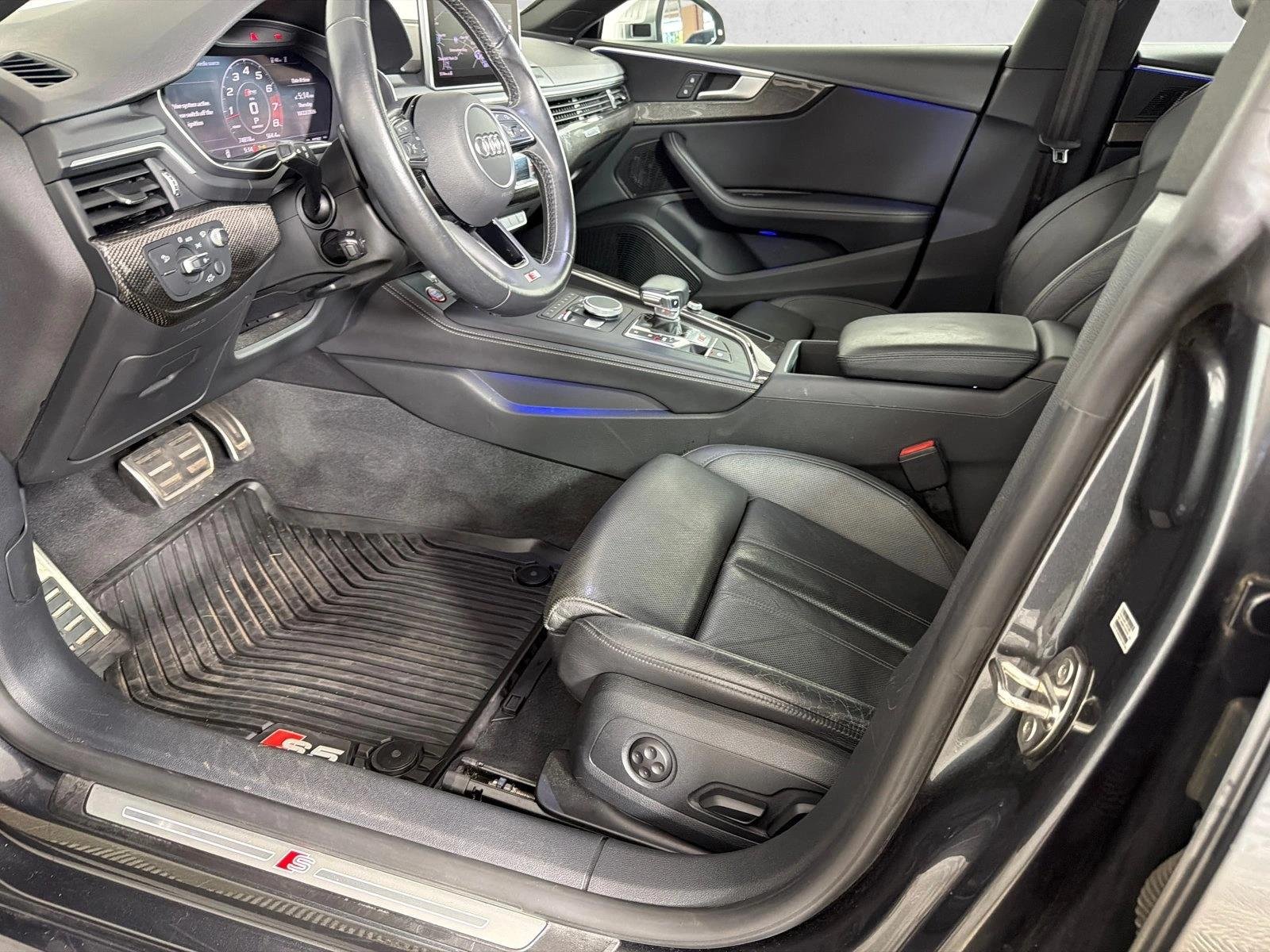 Used 2018 Daytona Gray Pearl Audi Prestige image 11