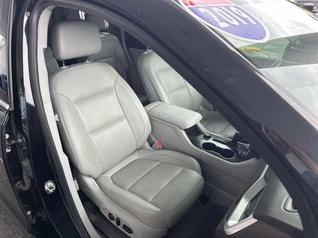 Used 2019 Black GMC SLT-1 image 27