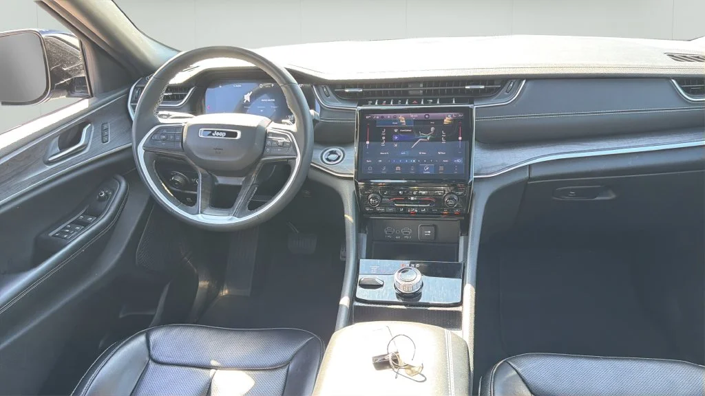 Used 2024 Silver Jeep Limited image 16