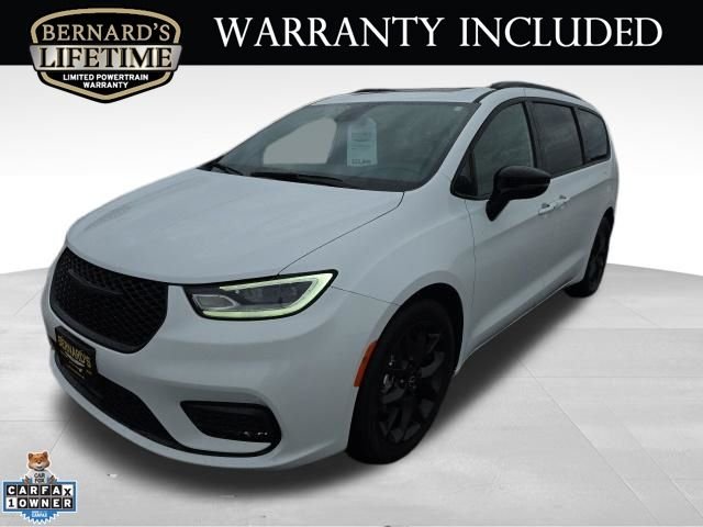 2025 Chrysler Pacifica