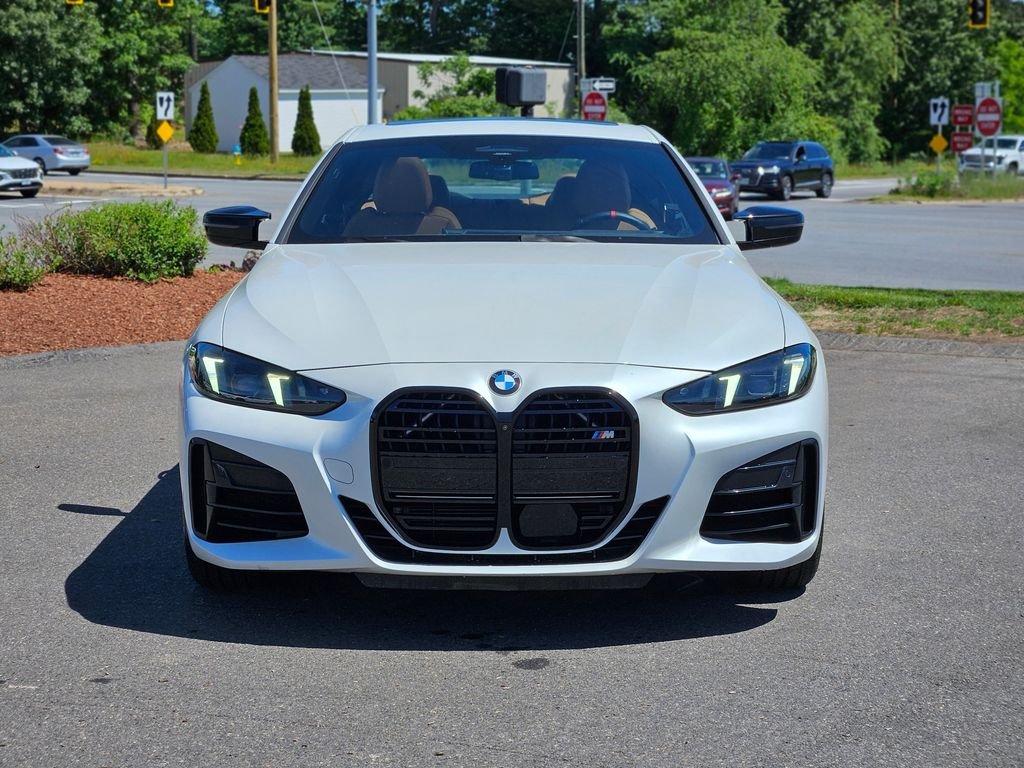 Used 2025 Mineral White Metallic BMW M440i xDrive image 2
