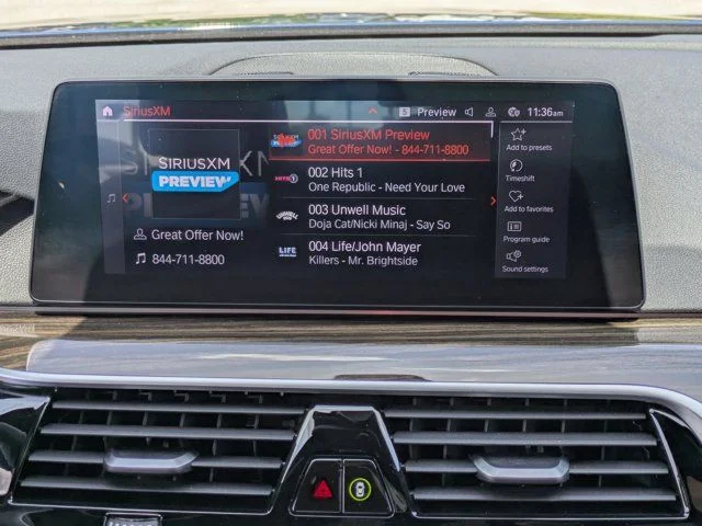 Used 2020 Blue Metallic BMW 530i xDrive image 18