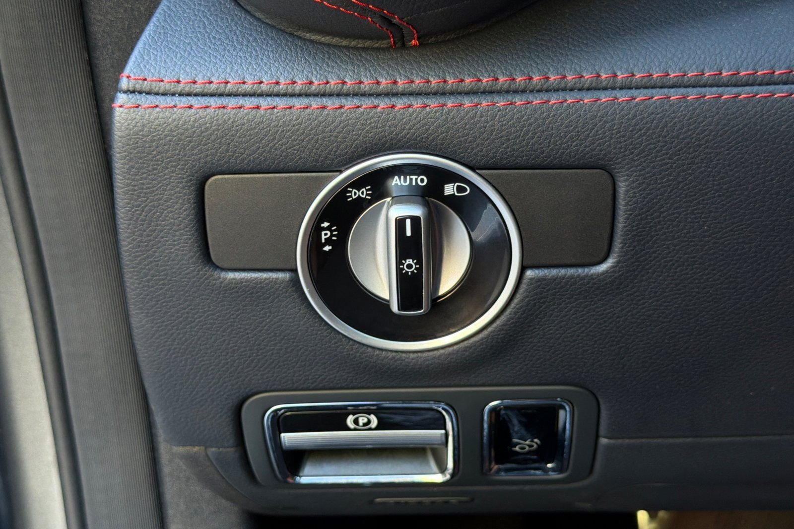 Used 2016 Gray Mercedes-Benz S image 29