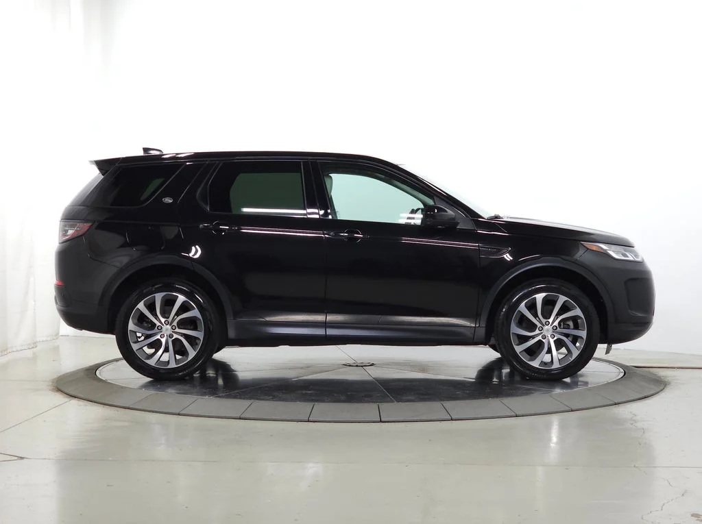 Used 2022 Black Land Rover S image 11