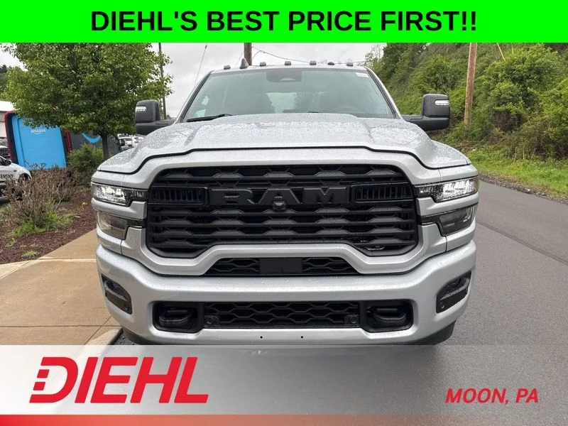 New 2026 Silver-Zynith Exterior Paint RAM Big Horn image 2