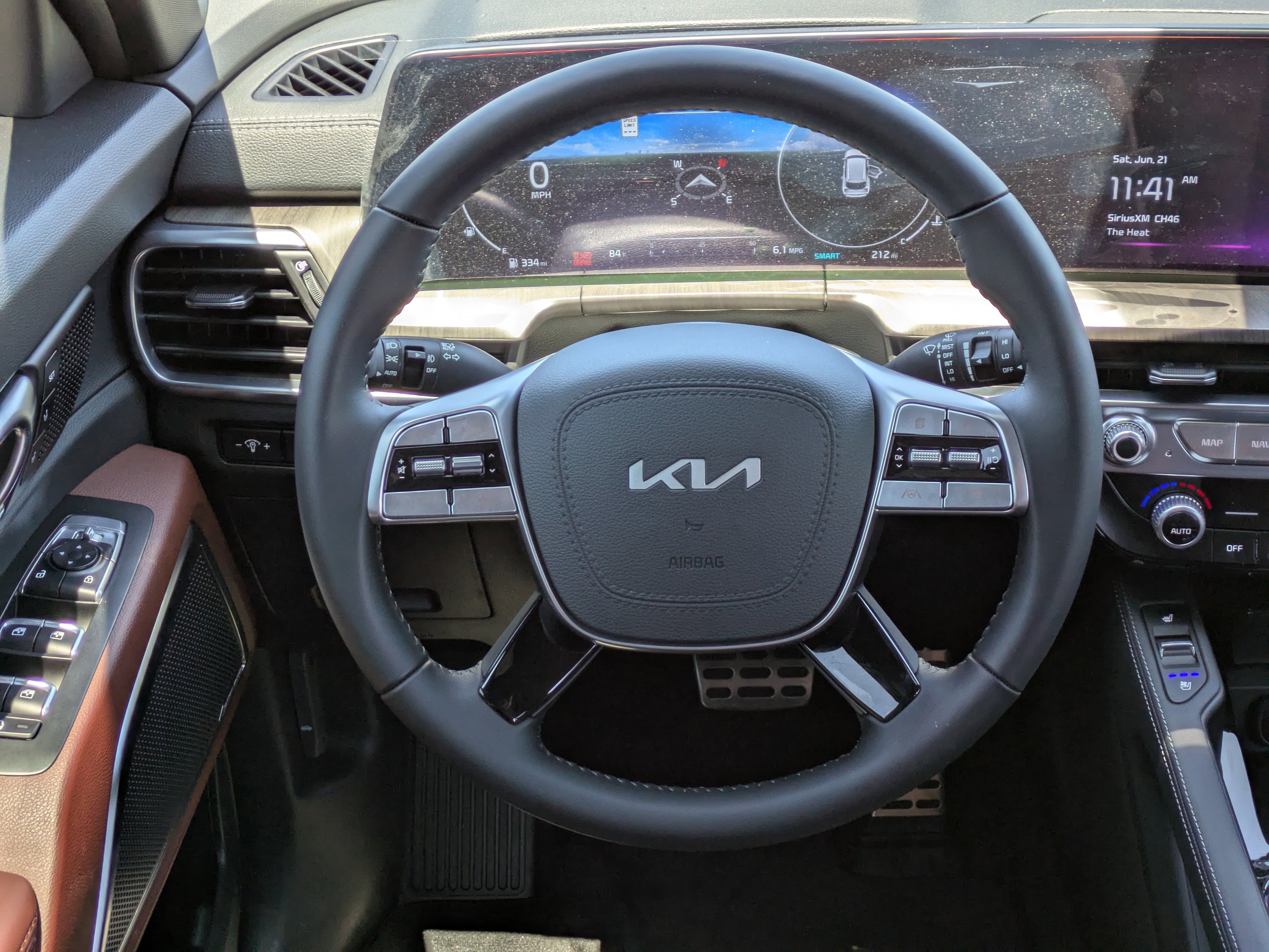 2025 Kia Telluride SX - Photo 22