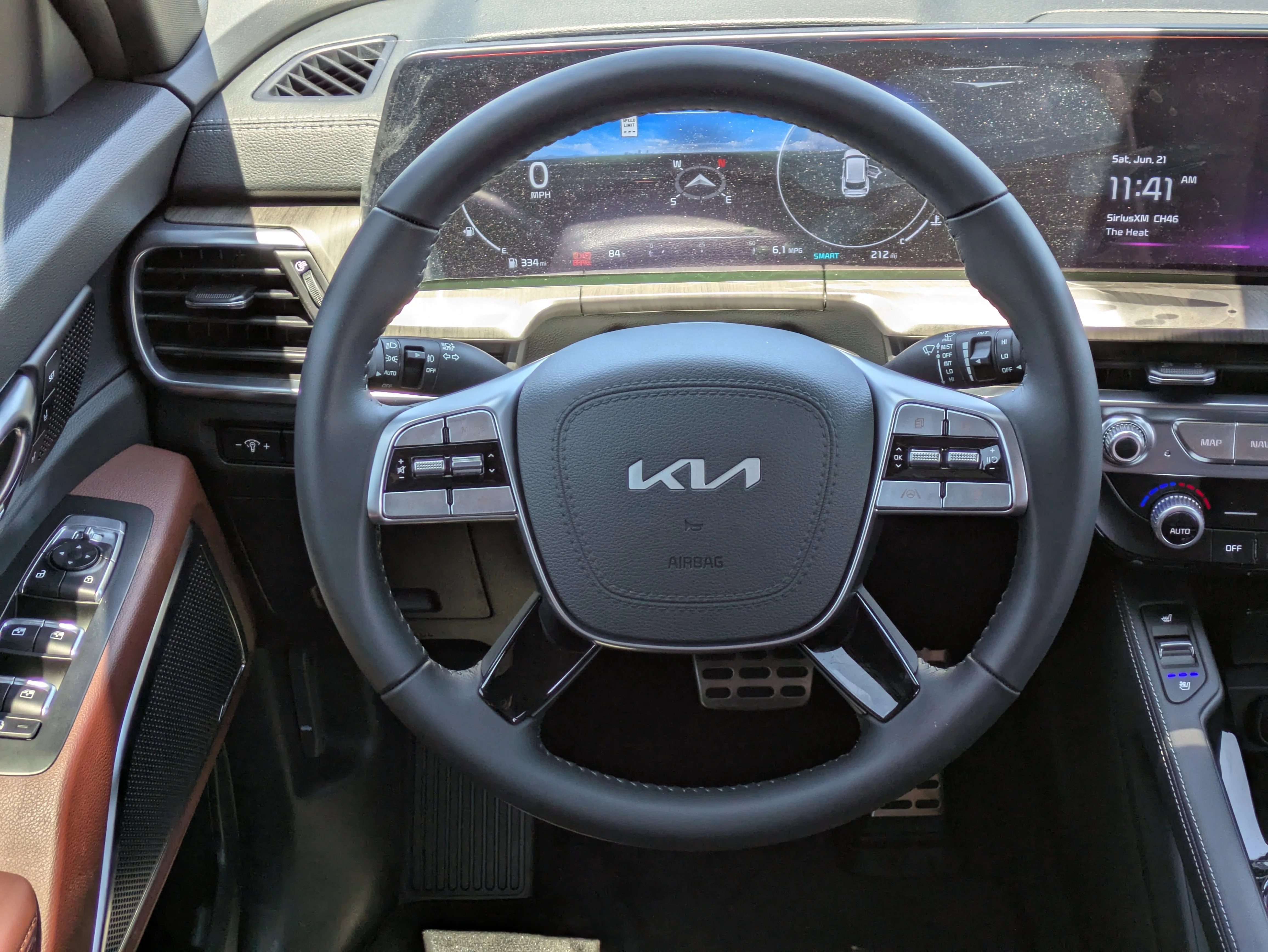 2025 Kia Telluride SX - Photo 22
