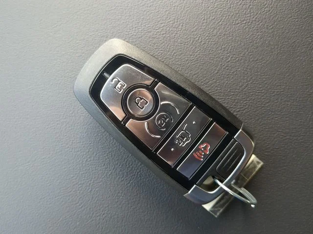 New 2026 Carbonized Gray Metallic Ford ST-Line image 35
