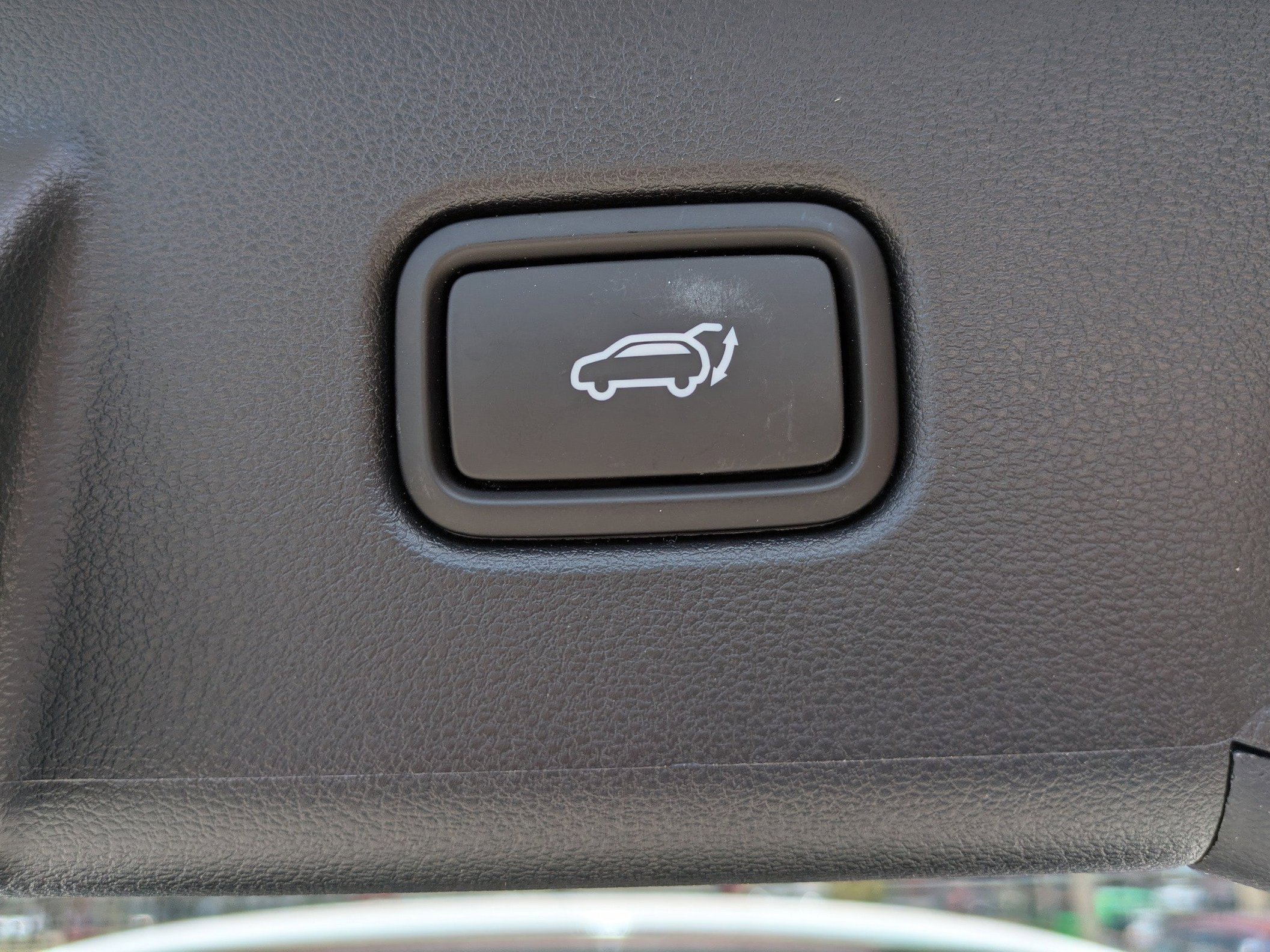 New 2026 Serenity White Pearl Hyundai SEL Premium FWD image 15