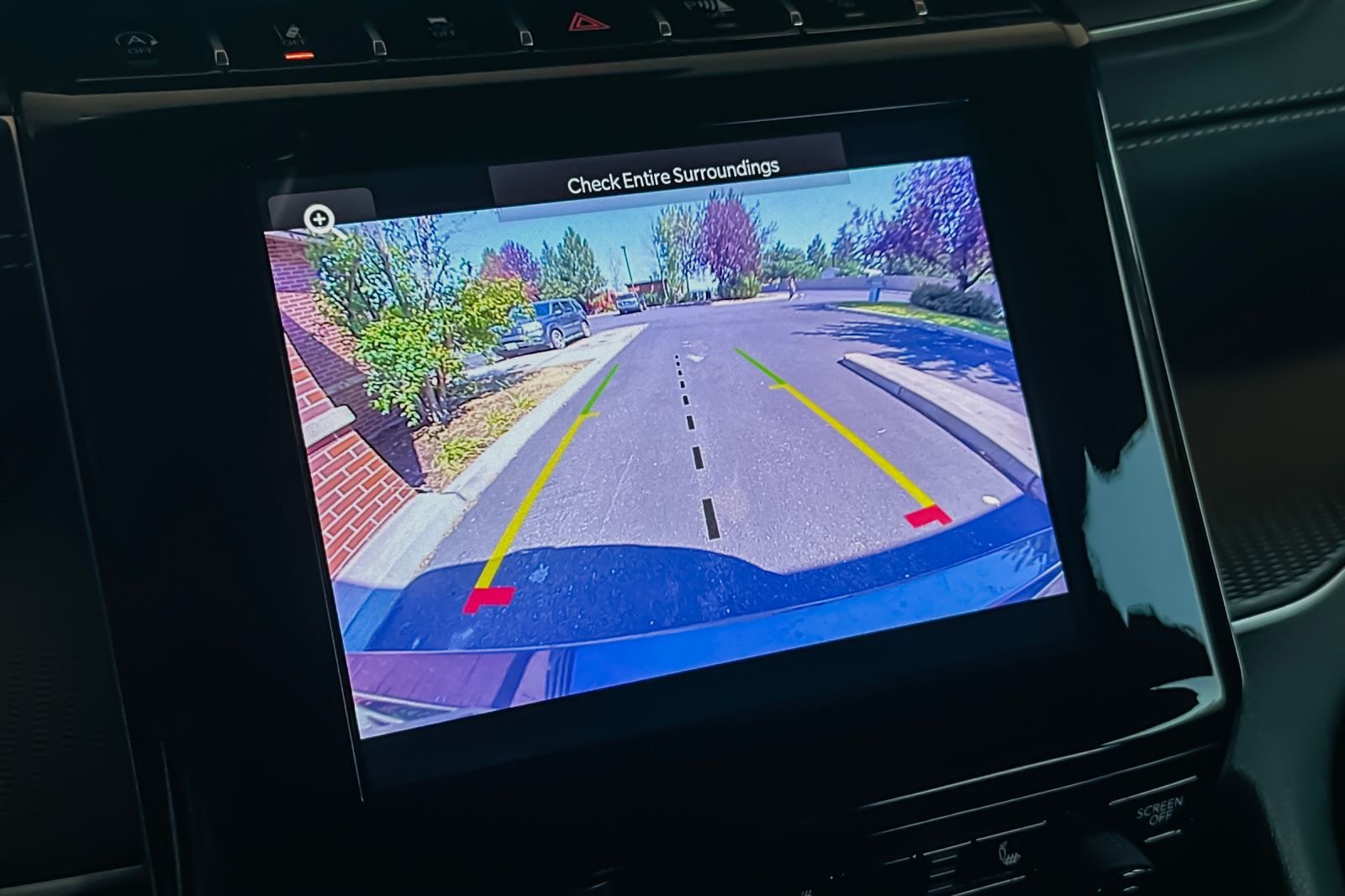 Used 2023 Gray Jeep Altitude image 27