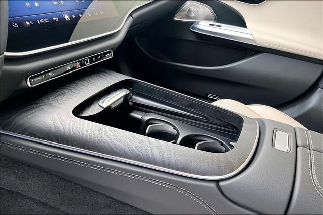 2026 Mercedes-Benz E-Class E350 - Photo 7