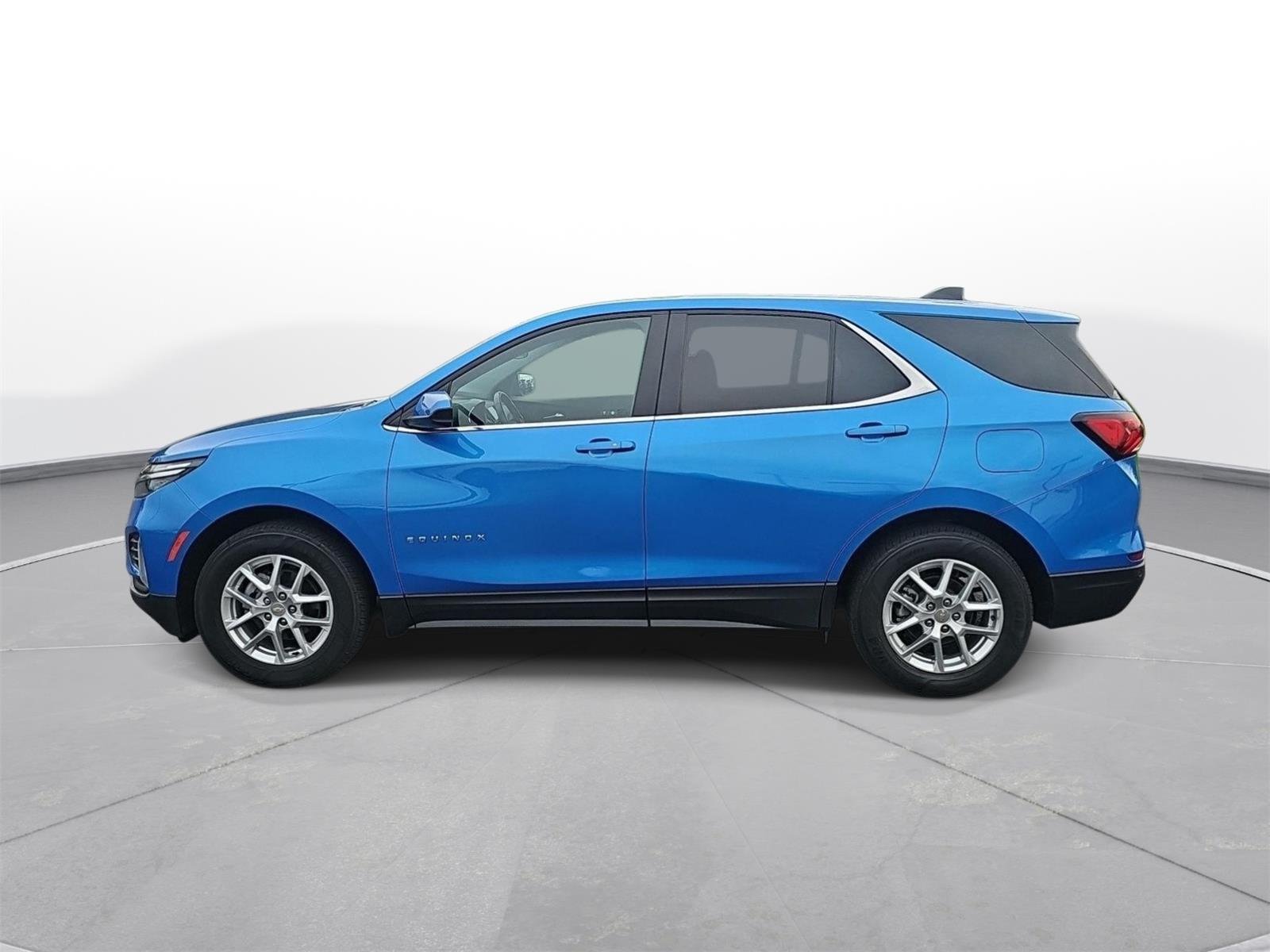 Used 2024 Riptide Blue Metallic Chevrolet LT image 9