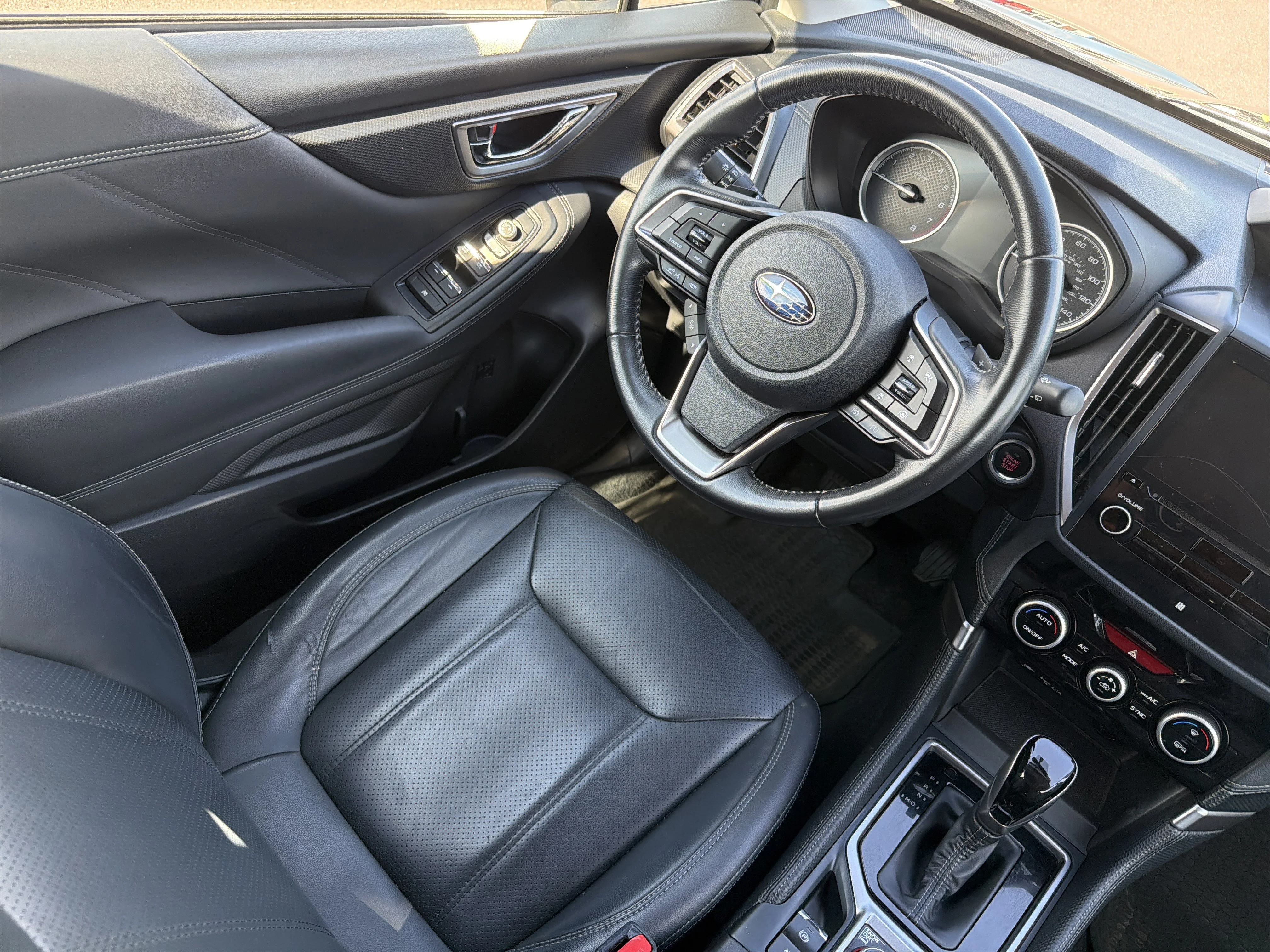 Used 2021 Magnetite Gray Metallic Subaru Limited image 9