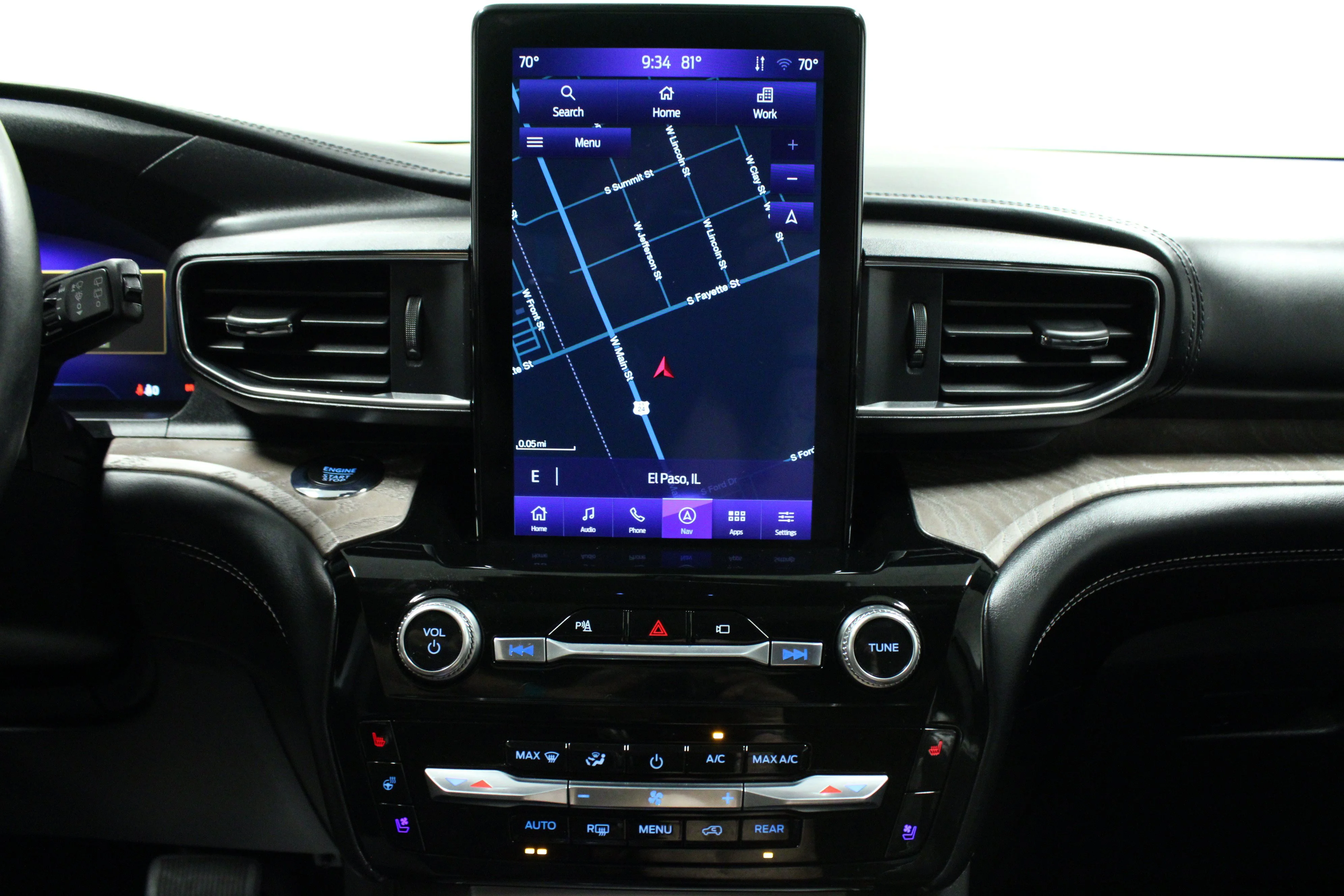 Used 2022 Blue Metallic Ford Platinum image 23