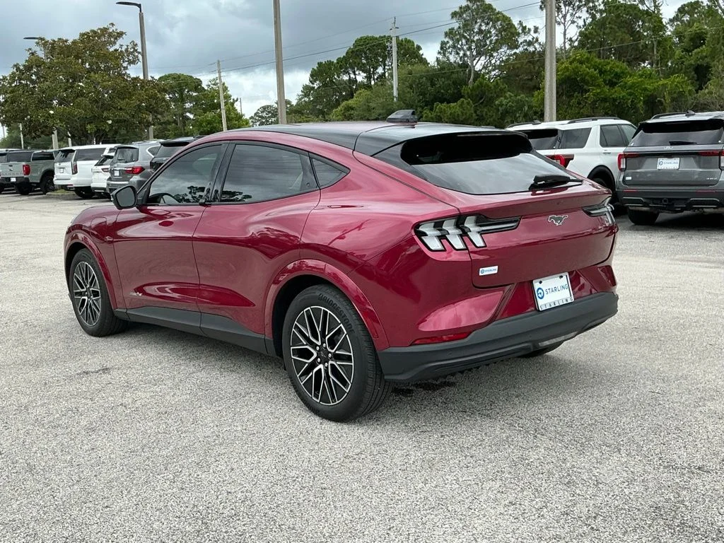 Used 2025 Red Ford Premium image 6