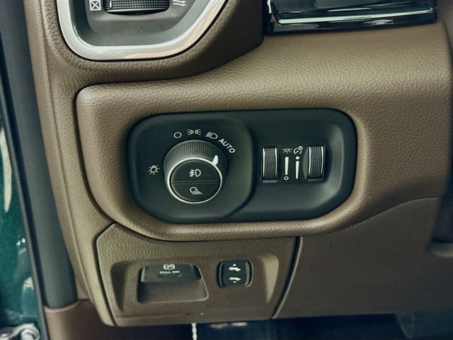 New 2026 Serrano-Green Metallic Exterior Paint RAM Laramie image 10