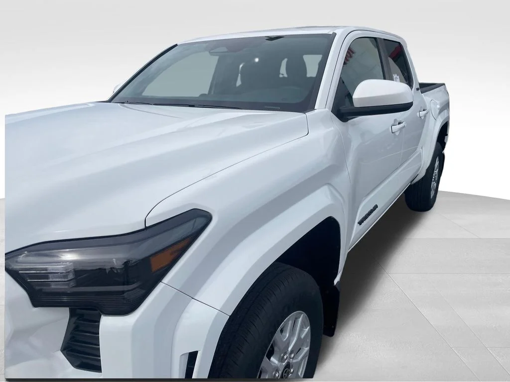 New 2026 Ice Cap Toyota  SR5 image 16