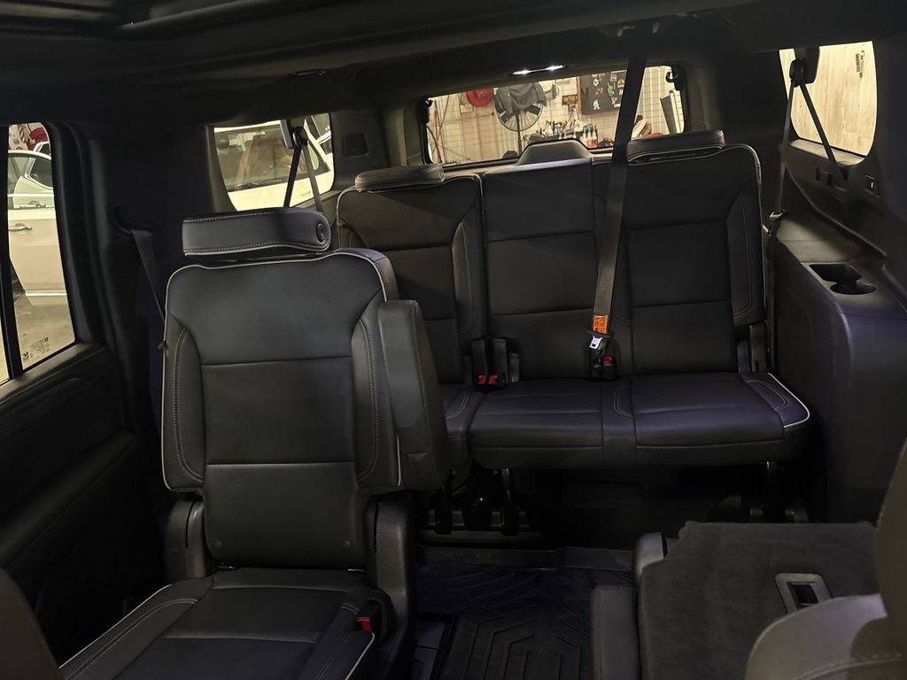 Used 2023 Onyx Black GMC SLT image 27