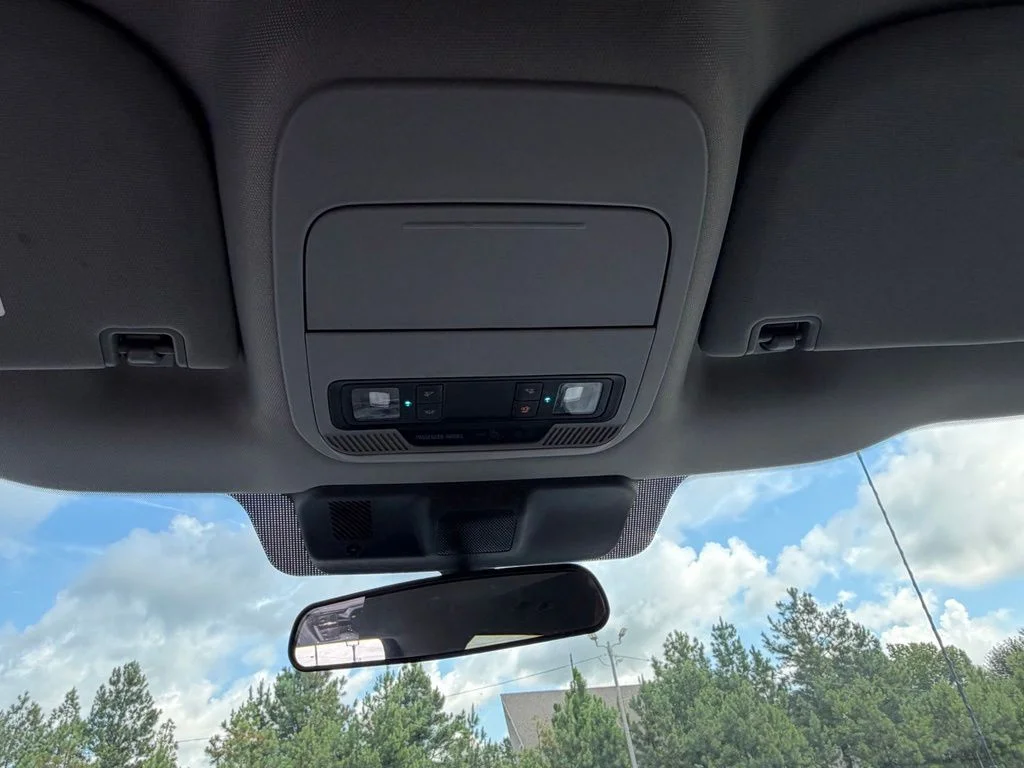 Used 2025 Gray Ford XLT image 23